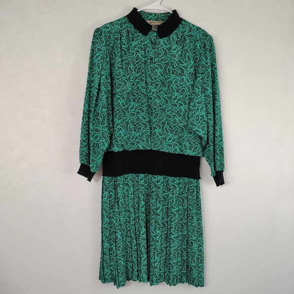 Vintage Dresses & Skirts - Vintage 80s Sheridan Square Women's Green Paisley Plus Size Midi Dress Sz 16P